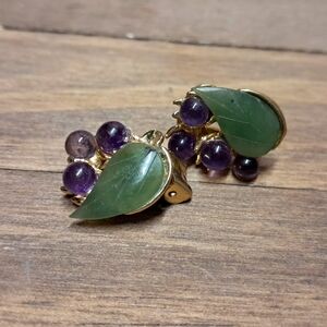 Vintage Jade & Amethyst Clip On Earrings